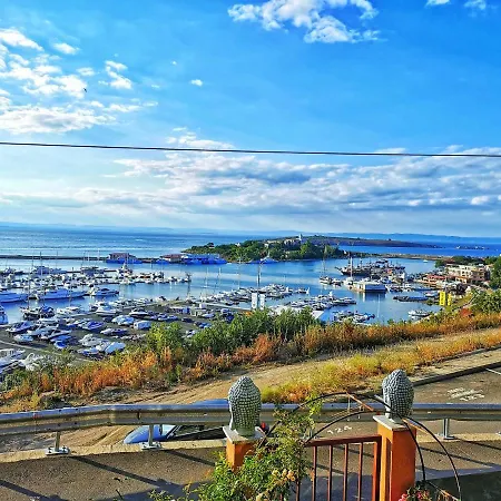 Victoria - A Luxury With Icredible Seaview Апартамент *