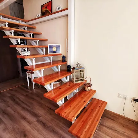 Апартамент Victoria - A Luxury With Icredible Seaview Созопол