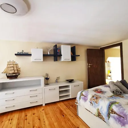 Апартамент Victoria - A Luxury With Icredible Seaview *