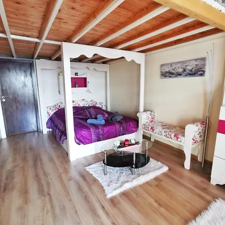 Апартамент Victoria - A Luxury With Icredible Seaview Созопол