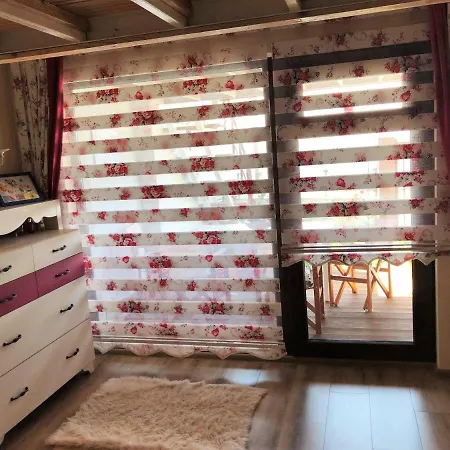 Victoria - A Luxury With Icredible Seaview Апартамент